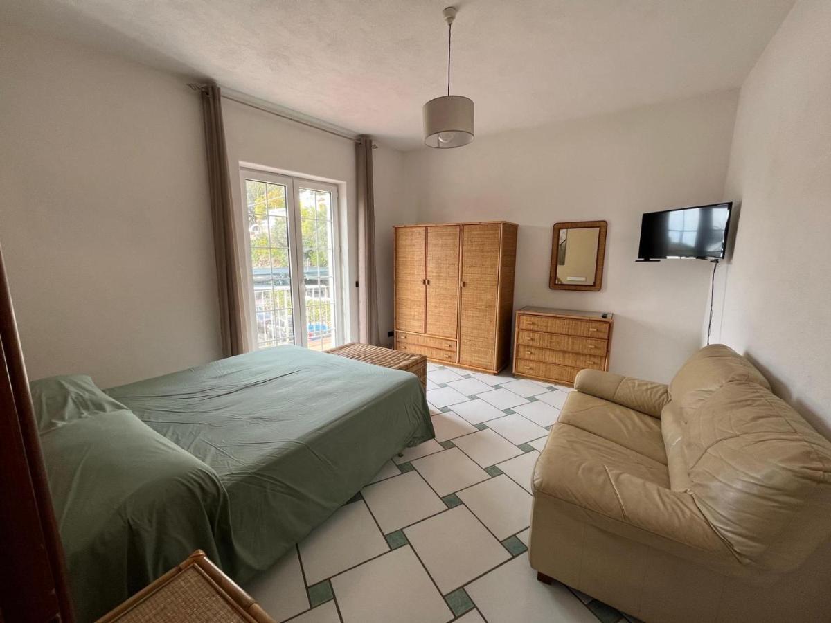 Casa Impagliazzo Bed & Breakfast Forio di Ischia Екстериор снимка